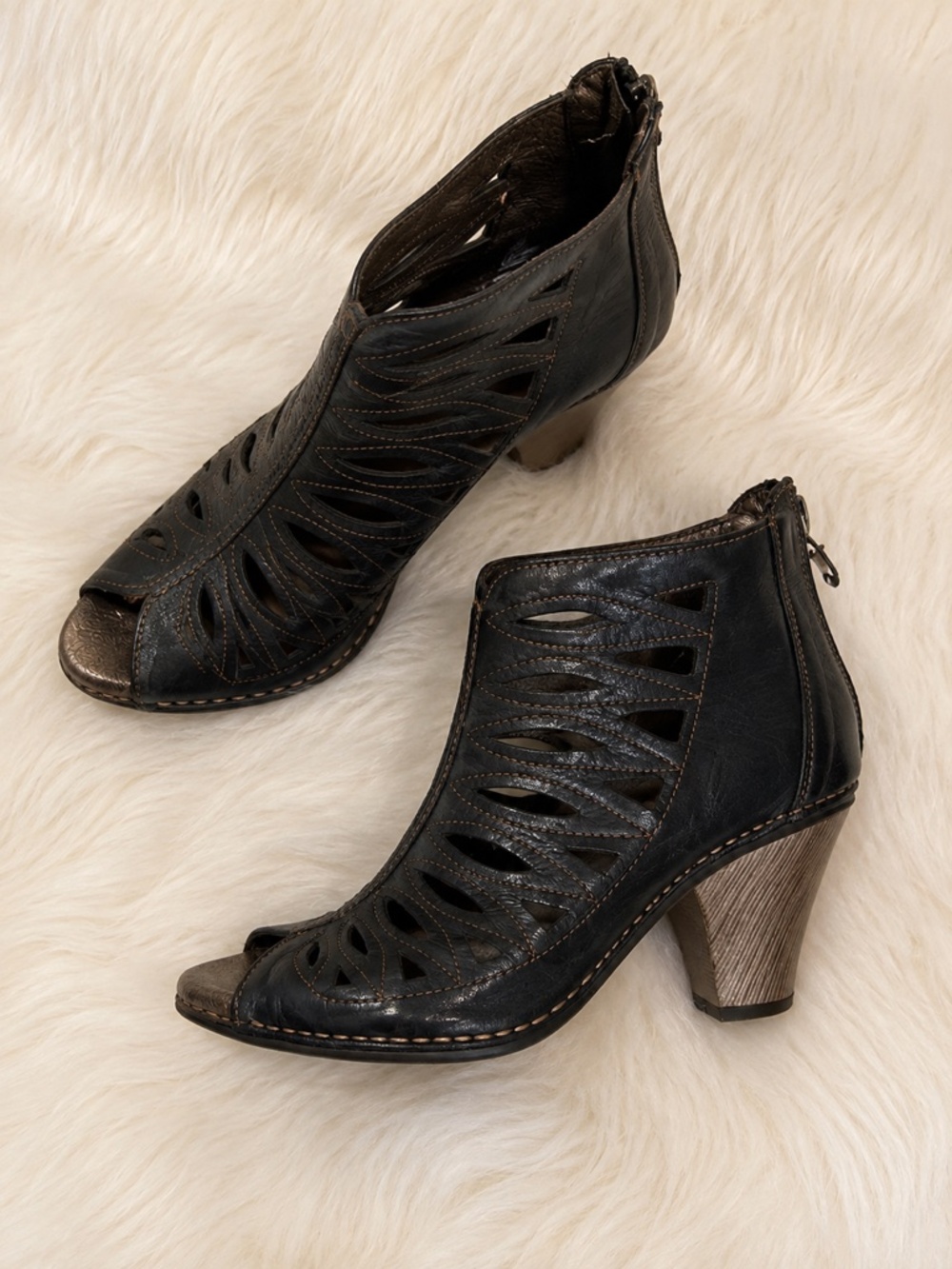 Jose Saenz - Open Toe Black Leather Contrast Stitching Ankle Boots - Sz37